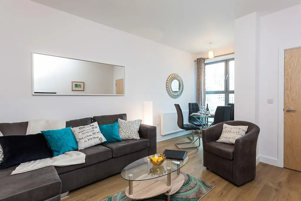 Self-Contained Town Centre One Bedroom Apartments By Helmswood Serviced Apartments Redhill  United Kingdom