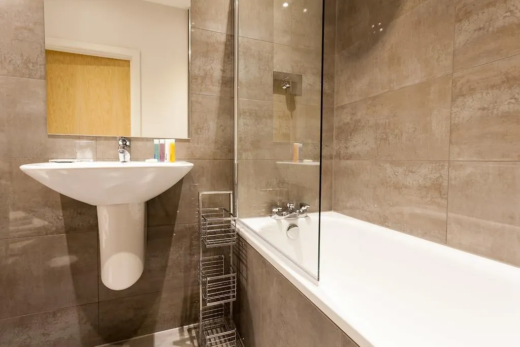 Self-Contained Town Centre One Bedroom Apartments By Helmswood Serviced Apartments Redhill  United Kingdom