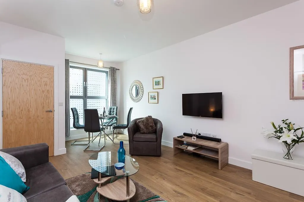 Self-Contained Town Centre One Bedroom Apartments By Helmswood Serviced Apartments Redhill